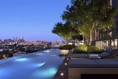 Spectacular Private Balcony Views With Pool - Accommodation Mermaid Beach 1