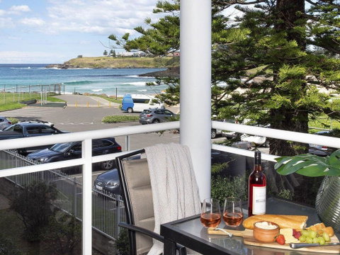 St Tropez Beachside Luxe - Accommodation Mermaid Beach 3