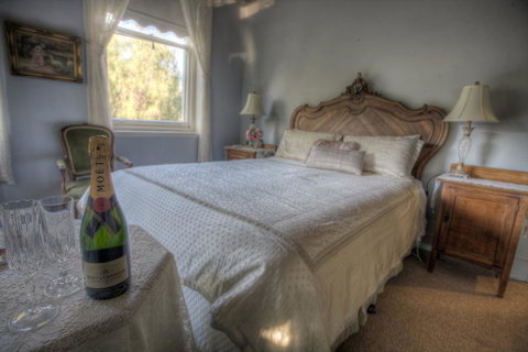 Steampacket Inn - Accommodation Mermaid Beach 3