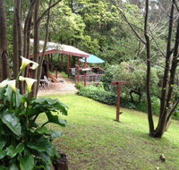 Stone's Throw Cottage Bed and Breakfast - Accommodation Mermaid Beach