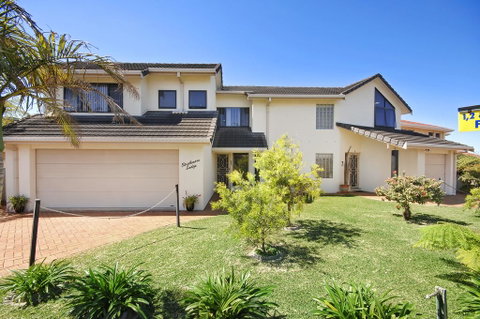 Strathmore Lodge - Accommodation Mermaid Beach 0