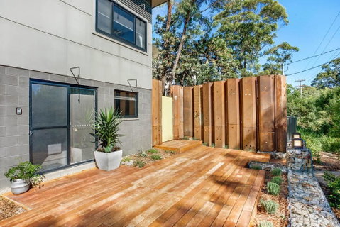 Studio 4 - Accommodation Mermaid Beach 1