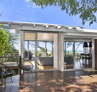 Stunning Seaviews Sunshine Beach - Accommodation Mermaid Beach