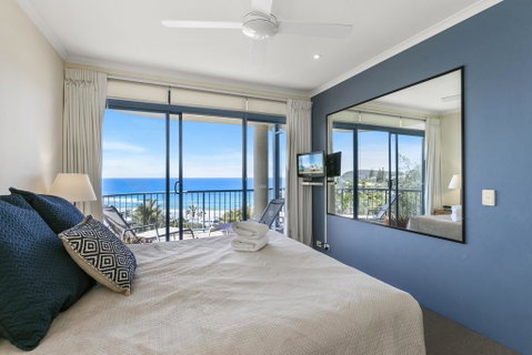Stunning Top Floor Sunshine Beach Getaway! Unit 7 Vista Pacific 12 Bryan Street - Accommodation Mermaid Beach 1