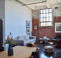 Stylish Warehouse Conversion In The Heart of Fitzroy - Accommodation Mermaid Beach