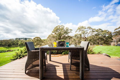 Sunnyside Cottage - Accommodation Mermaid Beach 0