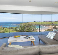 Sunrise Over Easts 2 - ocean views walk to beach - Accommodation Mermaid Beach