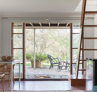 Sunseeker Cottage - Gorgeous seaside cottage - Accommodation Mermaid Beach