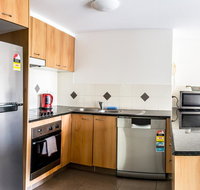 Sunset Island Resort - Accommodation Mermaid Beach