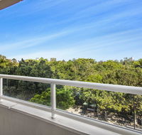 Super Convenient Apartment with Garden Views - Accommodation Mermaid Beach