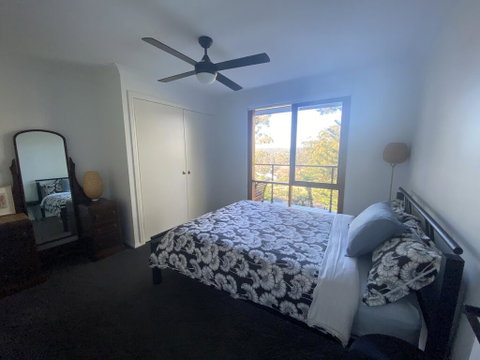 Surf Beach Holiday - Accommodation Mermaid Beach 1