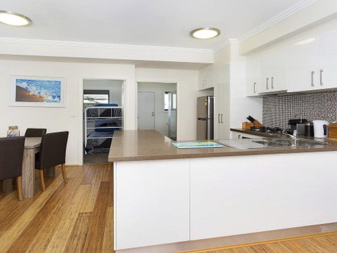 Surf Beach Townhouse - Accommodation Mermaid Beach 1