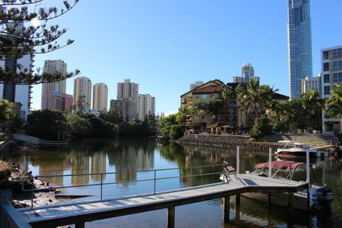 Surfers Riverside - Accommodation Mermaid Beach 1