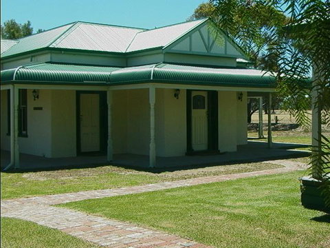 Sylvania Park - Accommodation Mermaid Beach 2