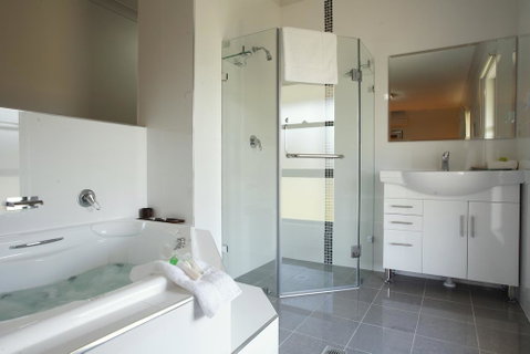 Talga Estate - Accommodation Mermaid Beach 2
