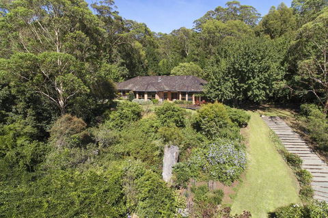 Taliesin - Beautiful 4 Bedroom Home With Amazing Views! - Accommodation Mermaid Beach 2
