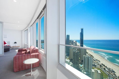 Tallest Tower SkyHomes  -  9 Hamilton Avenue - Accommodation Mermaid Beach 0