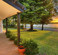 Tara Downs on Lake Albert - Accommodation Mermaid Beach