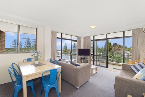 Tasman Towers 9, 3 Munster Street - Accommodation Mermaid Beach 2