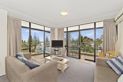 Tasman Towers 9, 3 Munster Street - Accommodation Mermaid Beach 0
