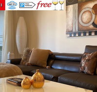 TERRACE LUX FULLY AIR 2 CAR FREE NETFLIX WIFI WINE
