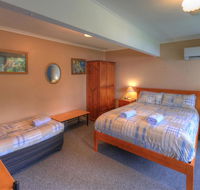 The 2C's Bed  Breakfast - Accommodation Mermaid Beach