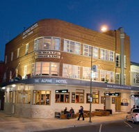 The Alpine Hotel - Accommodation Mermaid Beach