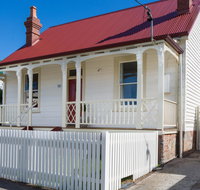 Brampton Cottage - Accommodation Mermaid Beach