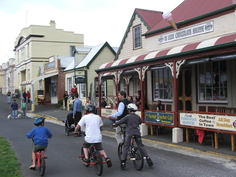 Ellie\'s Cottages - Accommodation Mermaid Beach 33