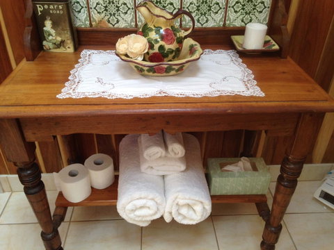 Ellie\'s Cottages - Accommodation Mermaid Beach 25