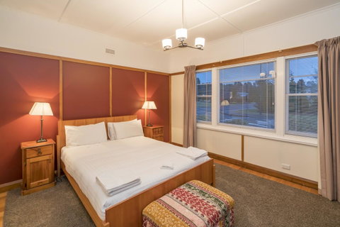 Tarraleah Estate - Accommodation Mermaid Beach 6