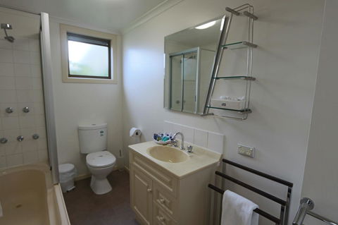 Moonah Central Apartments - Accommodation Mermaid Beach 27