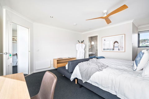 Madsen Retreat - Accommodation Mermaid Beach 23