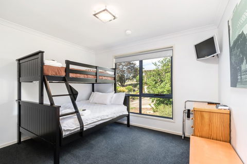 Madsen Retreat - Accommodation Mermaid Beach 28