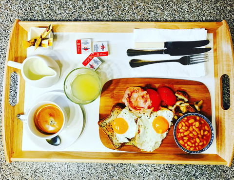 Madsen Retreat - Accommodation Mermaid Beach 42