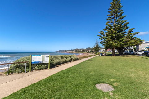 Madsen Retreat - Accommodation Mermaid Beach 32