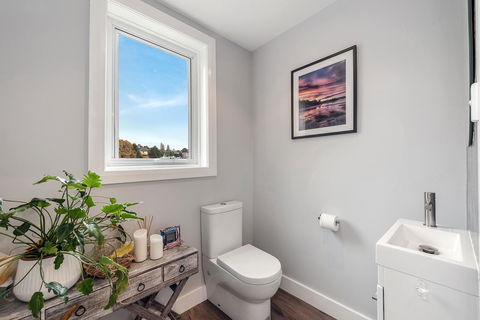 City Retreat Hobart - Accommodation Mermaid Beach 8