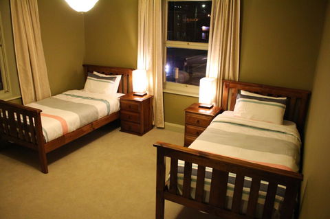 The Tasmanian Inn - Accommodation Mermaid Beach 42
