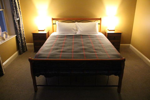 The Tasmanian Inn - Accommodation Mermaid Beach 9