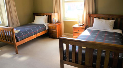 The Tasmanian Inn - Accommodation Mermaid Beach 15