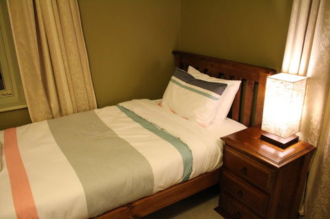 The Tasmanian Inn - Accommodation Mermaid Beach 44
