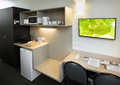 Shoreline Hotel - Accommodation Mermaid Beach 35