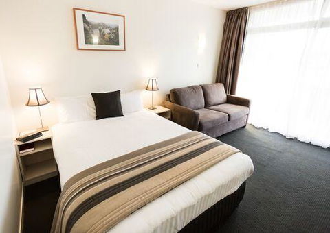 Shoreline Hotel - Accommodation Mermaid Beach 30