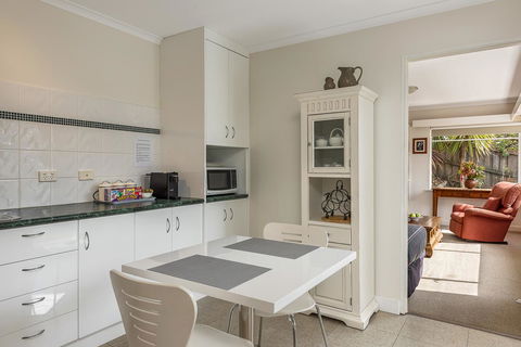 Moonrise View Apartment - Accommodation Mermaid Beach 0