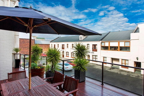 City Park Grand Hotel - Accommodation Mermaid Beach 6