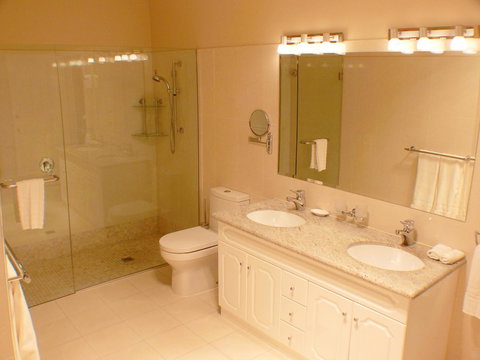 City Park Grand Hotel - Accommodation Mermaid Beach 7