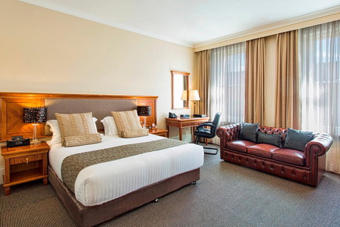 City Park Grand Hotel - Accommodation Mermaid Beach 38