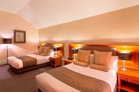 City Park Grand Hotel - Accommodation Mermaid Beach 2