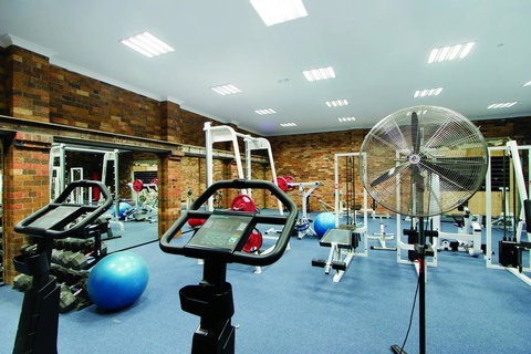 City Park Grand Hotel - Accommodation Mermaid Beach 4