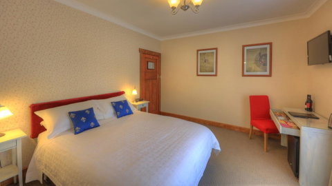 Ashdowns Of Dover - Accommodation Mermaid Beach 6